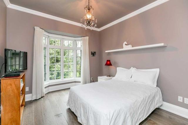 49 Huntley Dr, House detached with 4 bedrooms, 5 bathrooms and 10 parking in Georgina ON | Image 9