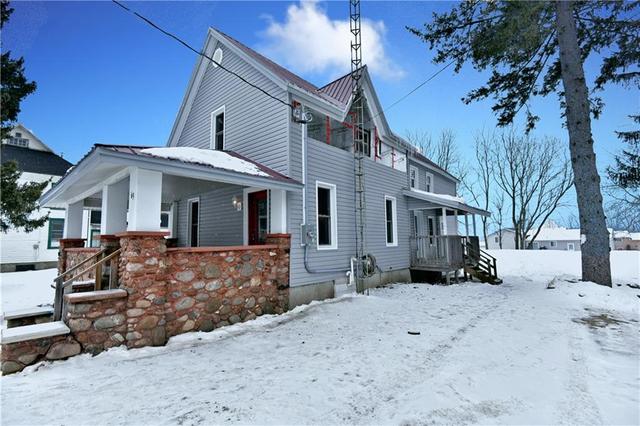 63 Main Street E, House detached with 3 bedrooms, 2 bathrooms and 6 parking in Athens ON | Image 4