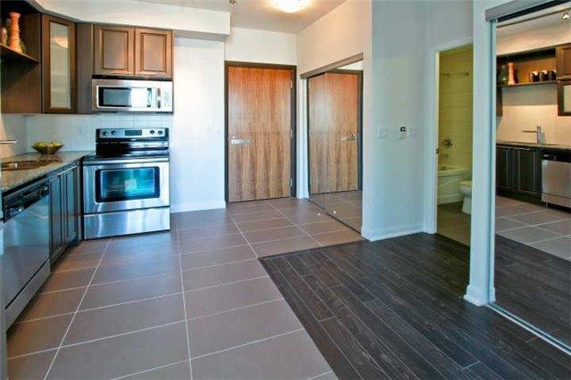 1703 - 500 Sherbourne St, Condo with 2 bedrooms, 2 bathrooms and 1 parking in Toronto ON | Image 6