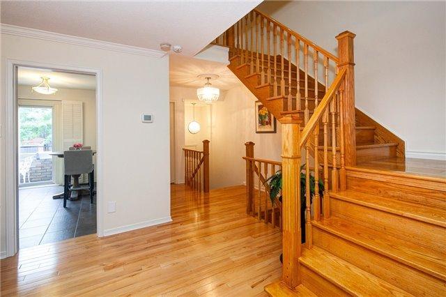 92 Quail Valley Cres, Townhouse with 3 bedrooms, 3 bathrooms and 2 parking in Markham ON | Image 14