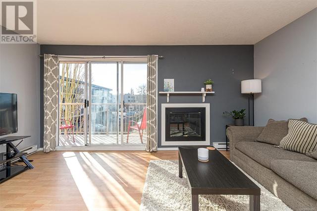 306 - 1055 Hillside Ave, Condo with 2 bedrooms, 2 bathrooms and 1 parking in Victoria BC | Image 5