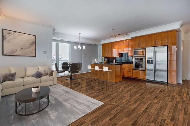 4303 - 16 Harbour St, Condo with 3 bedrooms, 2 bathrooms and 1 parking in Toronto ON | Image 2