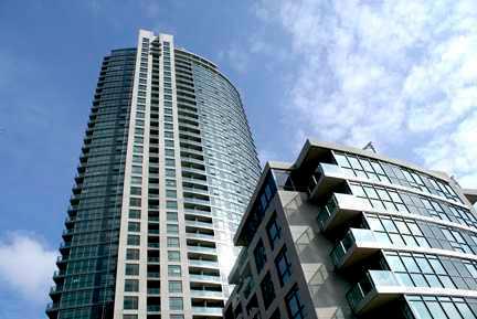 772 - 209 Fort York Blvd, Condo with 1 bedrooms, 1 bathrooms and null parking in Toronto ON | Image 1