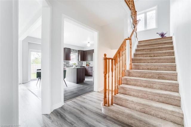 7600 Marpin Court, House detached with 4 bedrooms, 2 bathrooms and 6 parking in Niagara Falls ON | Image 8