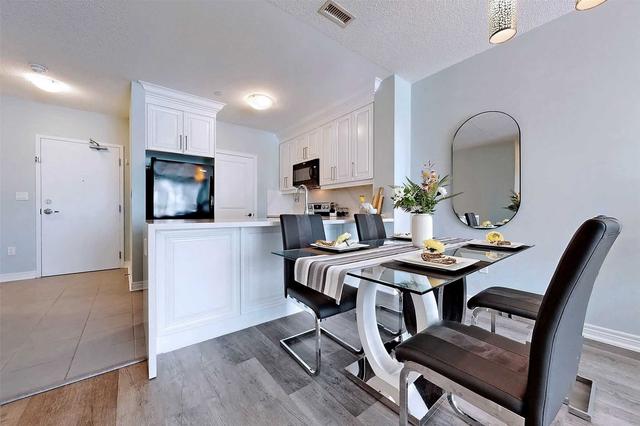 106 - 7400 Markham Rd, Condo with 2 bedrooms, 2 bathrooms and 1 parking in Markham ON | Image 6