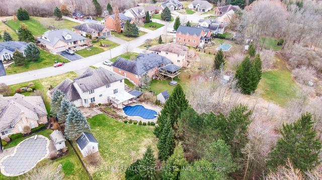 15 Royal York Crt, House detached with 3 bedrooms, 4 bathrooms and 8 parking in Brant ON | Image 28
