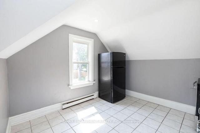 49 Jarvis St, House detached with 1 bedrooms, 2 bathrooms and 1 parking in Brantford ON | Image 13