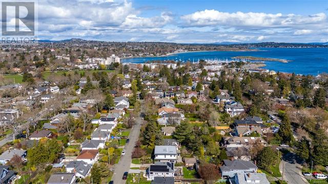 885 Linkleas Ave, House detached with 5 bedrooms, 4 bathrooms and 2 parking in Oak Bay BC | Image 87