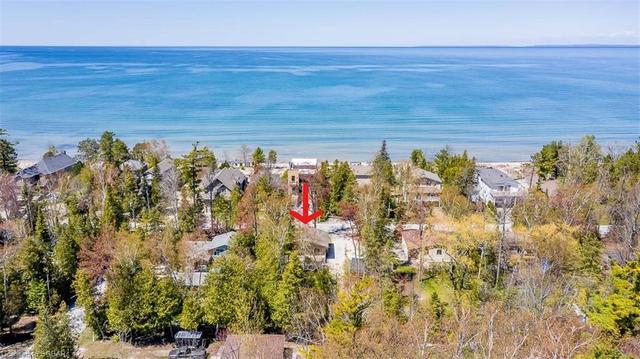 1731 Shore Lane, House detached with 2 bedrooms, 1 bathrooms and null parking in Wasaga Beach ON | Image 4
