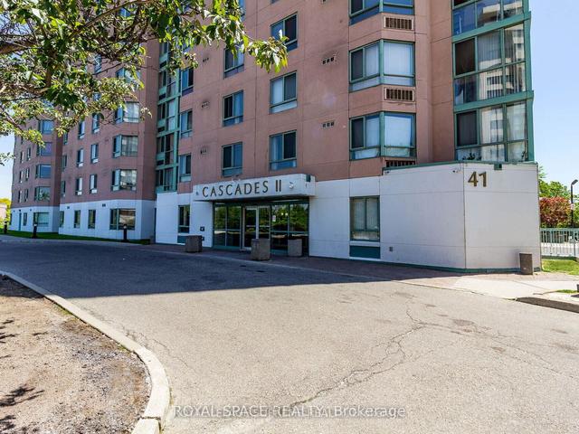 502 - 41 Markbrook Lane, Condo with 2 bedrooms, 2 bathrooms and 1 parking in Toronto ON | Image 10