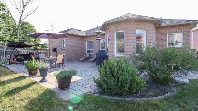 1973 Romina Crt, House detached with 3 bedrooms, 2 bathrooms and 4 parking in Innisfil ON | Image 4