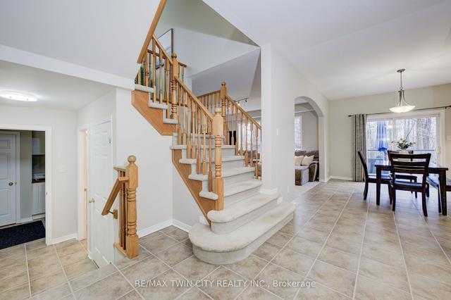 46 Oakdale Crt, House detached with 4 bedrooms, 5 bathrooms and 4 parking in Kitchener ON | Image 38