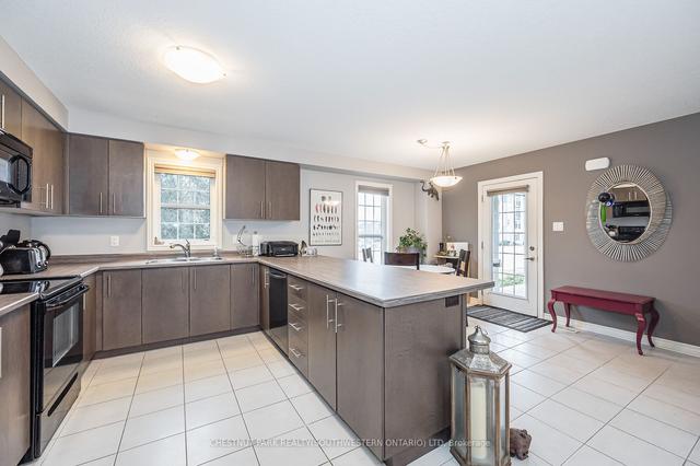 15 - 101 Frederick Dr, Townhouse with 3 bedrooms, 3 bathrooms and 1 parking in Guelph ON | Image 13