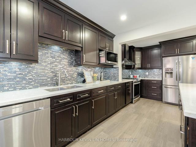 63 Marathon Ave, House attached with 3 bedrooms, 4 bathrooms and 3 parking in Vaughan ON | Image 11