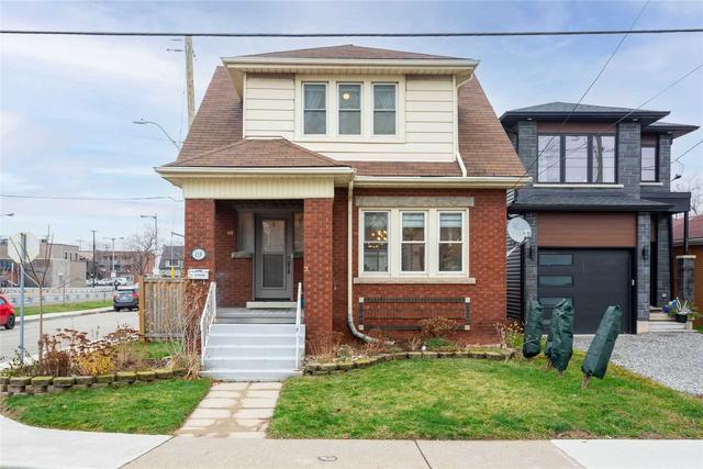 119 Campbell Ave, House detached with 3 bedrooms, 1 bathrooms and 2 parking in Hamilton ON | Image 1