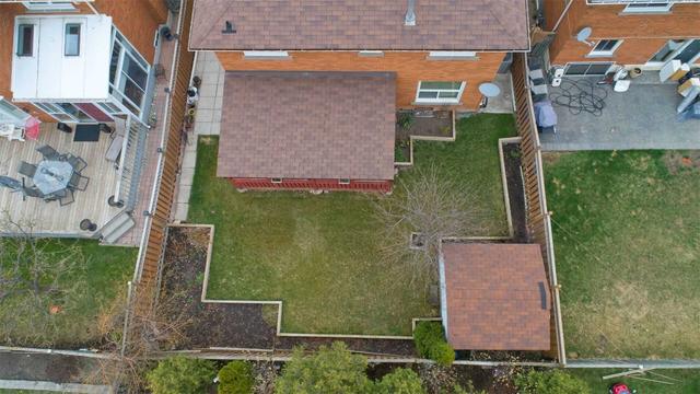 23 Windmill Blvd, House detached with 4 bedrooms, 4 bathrooms and 6 parking in Brampton ON | Image 18