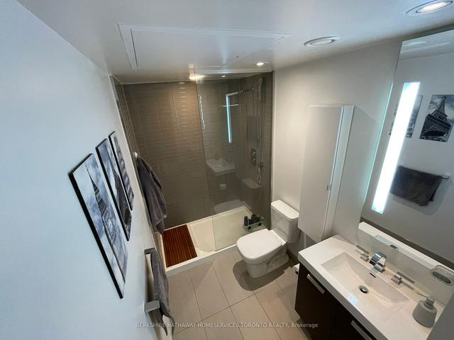 1105 - 38 Stewart St, Condo with 1 bedrooms, 1 bathrooms and 0 parking in Toronto ON | Image 18