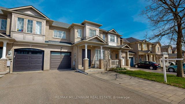 353 Flagstone Way, House attached with 3 bedrooms, 4 bathrooms and 3 parking in Newmarket ON | Image 16