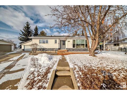 14 Falcon Cr, House detached with 4 bedrooms, 2 bathrooms and 4 parking in St. Albert AB | Card Image