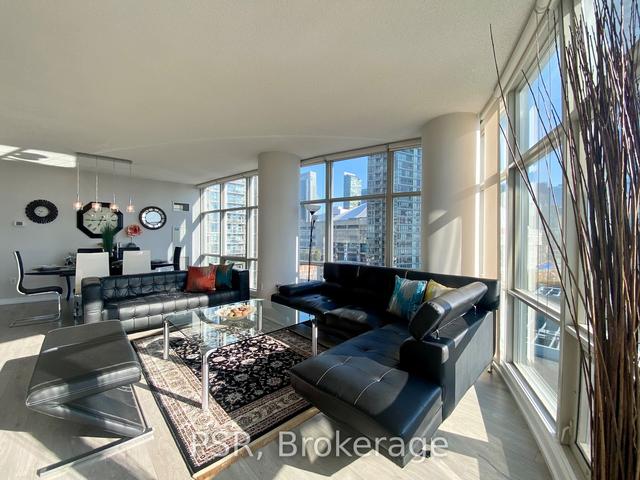 1009 - 35 Mariner Terr, Condo with 2 bedrooms, 2 bathrooms and 1 parking in Toronto ON | Image 23