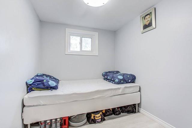 136 Lawrence Ave E, House detached with 4 bedrooms, 4 bathrooms and 5 parking in Toronto ON | Image 8