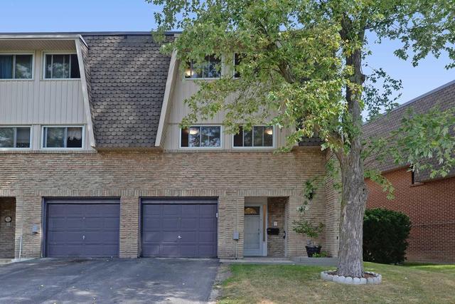 37 Deacon Lane, Townhouse with 3 bedrooms, 2 bathrooms and 1 parking in Ajax ON | Image 1