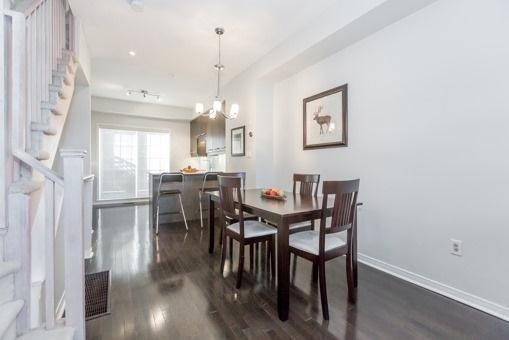 th 98 - 117a The Queensway Ave, Townhouse with 3 bedrooms, 2 bathrooms and 2 parking in Toronto ON | Image 4