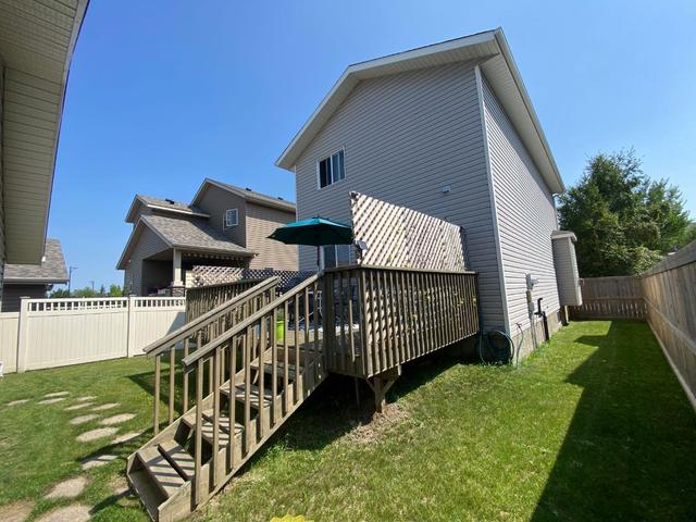 2710 Valleyview Drive, House detached with 3 bedrooms, 2 bathrooms and 4 parking in Camrose AB | Image 35