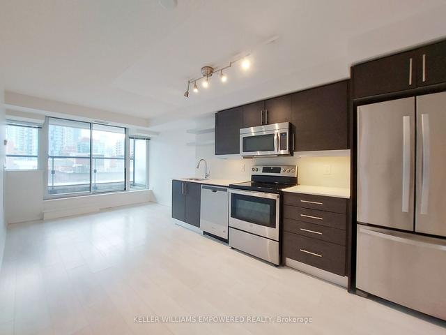 909 - 400 Adelaide St E, Condo with 1 bedrooms, 2 bathrooms and 0 parking in Toronto ON | Image 11