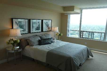 lph06 - 509 Beecroft Rd, Condo with 2 bedrooms, 2 bathrooms and 2 parking in Toronto ON | Image 4