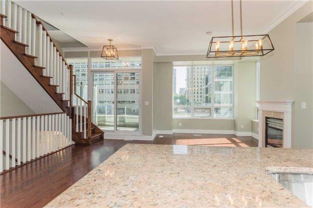 Th12 - 761 Bay St, Townhouse with 3 bedrooms, 3 bathrooms and 1 parking in Toronto ON | Image 5