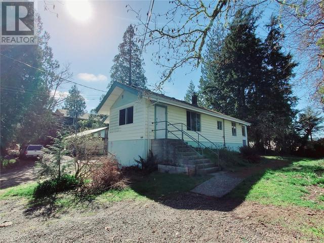 171 1st St, House detached with 6 bedrooms, 1 bathrooms and 3 parking in Tofino BC | Image 1