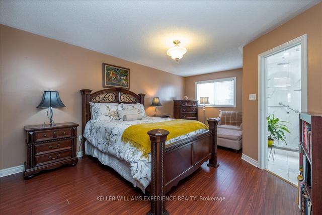 23 Tessler Cres, House detached with 3 bedrooms, 4 bathrooms and 5 parking in Brampton ON | Image 8