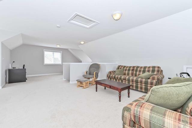 51 Norma Cres, House detached with 4 bedrooms, 3 bathrooms and 2 parking in Guelph ON | Image 15