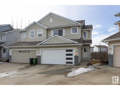 1525 Mcmillian Place Pl Sw Sw, House semidetached with 3 bedrooms, 2 bathrooms and 4 parking in Edmonton AB | Card Image