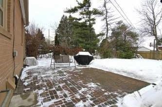 8 Treeview Dr, House detached with 2 bedrooms, 2 bathrooms and 4 parking in Toronto ON | Image 18