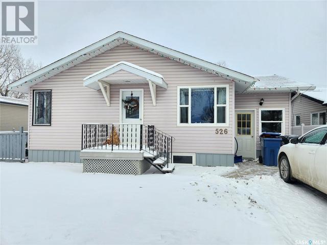 526 Main Street, House detached with 3 bedrooms, 2 bathrooms and null parking in Radville SK | Image 46