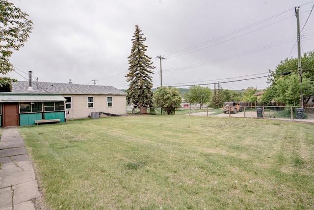 9810 95 Avenue, House detached with 2 bedrooms, 1 bathrooms and 2 parking in Peace River AB | Image 22
