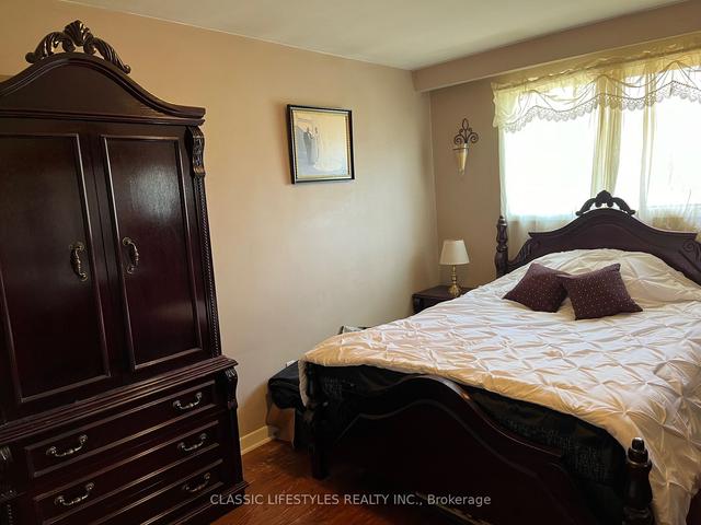 177 Prescott Ave, House detached with 4 bedrooms, 3 bathrooms and 3 parking in Toronto ON | Image 15