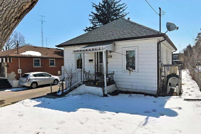 371 Adelaide Ave W, House detached with 1 bedrooms, 2 bathrooms and 4 parking in Oshawa ON | Image 12