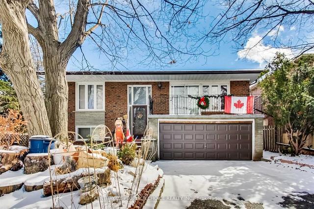 7 Riverside Dr, House detached with 3 bedrooms, 2 bathrooms and 6 parking in Toronto ON | Image 1