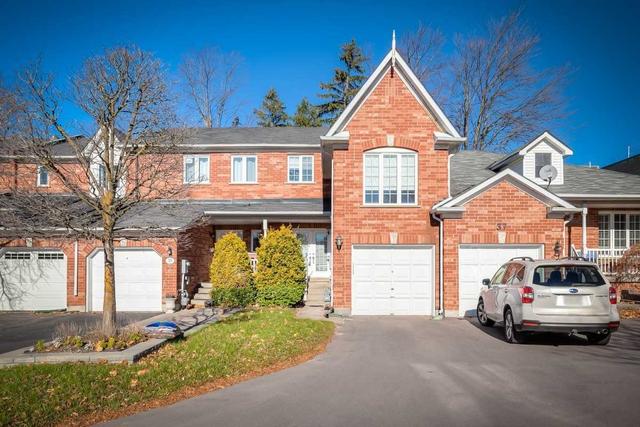 35 Meadowbrook Lane, House attached with 3 bedrooms, 4 bathrooms and 3 parking in Markham ON | Image 1