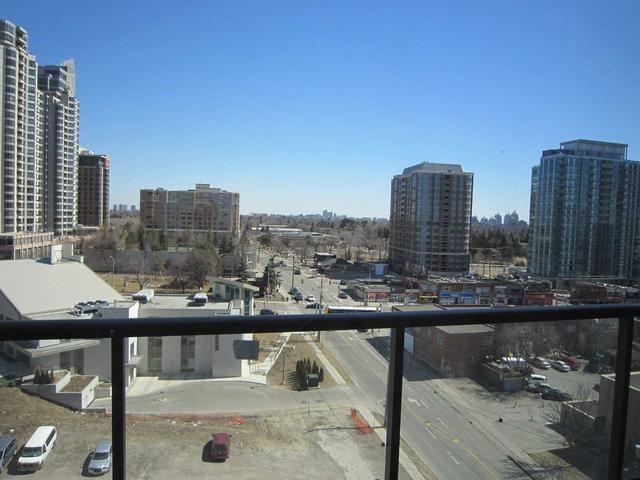 915 - 68 Canterbury Pl, Condo with 1 bedrooms, 2 bathrooms and 1 parking in Toronto ON | Image 13