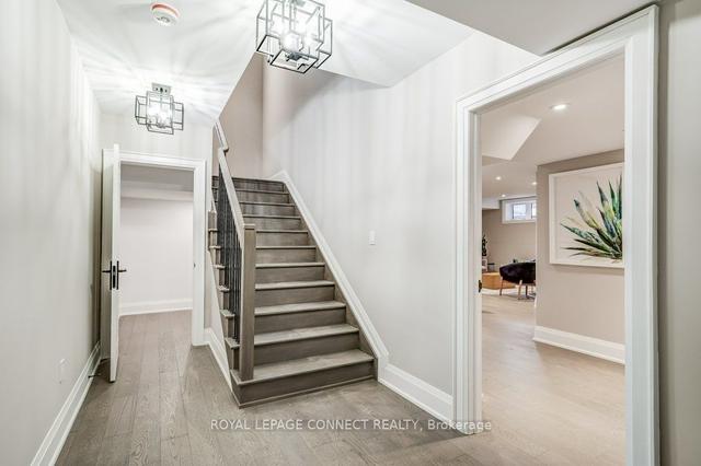 20 Esposito Crt, House detached with 4 bedrooms, 6 bathrooms and 6 parking in Toronto ON | Image 27