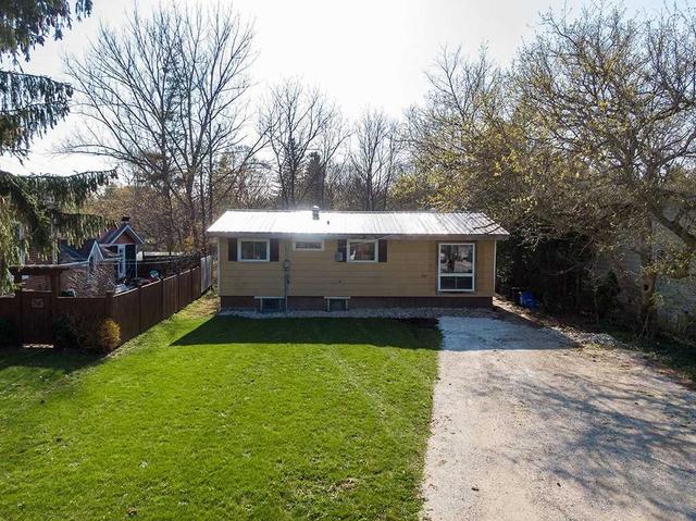 130 Pearson St, House detached with 2 bedrooms, 2 bathrooms and 6 parking in Meaford ON | Image 1