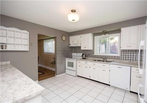 81 Waverley Rd, House detached with 4 bedrooms, 3 bathrooms and 4 parking in Clarington ON | Image 4