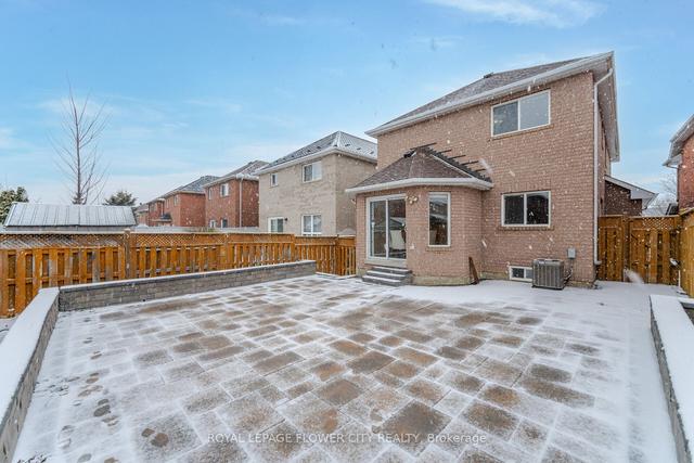 39 Culture Cres, House detached with 3 bedrooms, 4 bathrooms and 6 parking in Brampton ON | Image 33