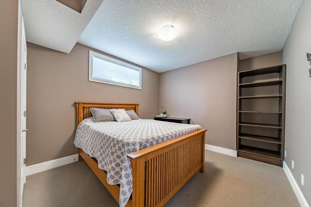 156 Cranarch Crescent Se, House detached with 5 bedrooms, 3 bathrooms and 4 parking in Calgary AB | Image 35