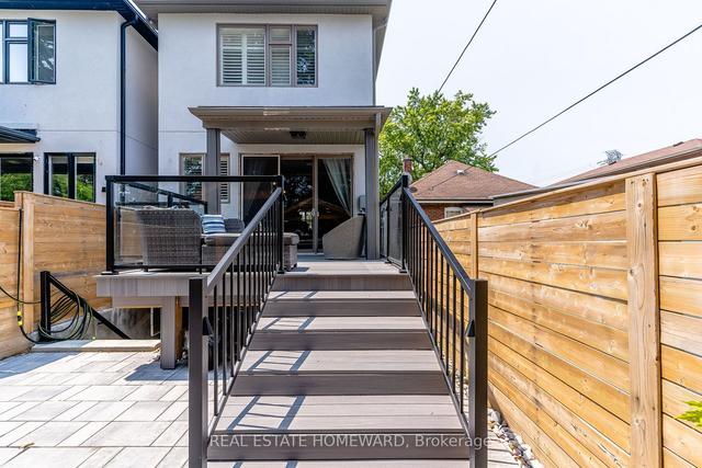 109b Robinson Ave, House detached with 4 bedrooms, 4 bathrooms and 2 parking in Toronto ON | Image 29