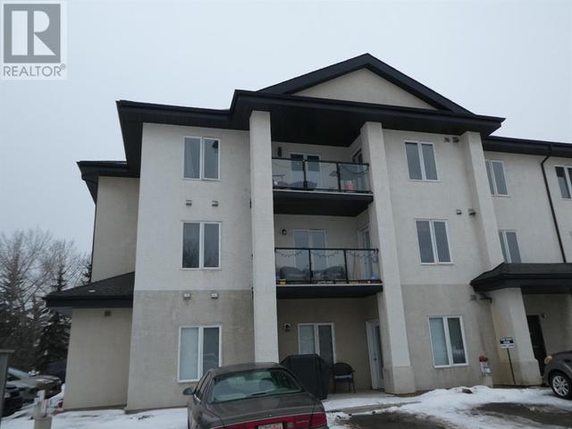 322, - 80a Kelloway Crescent, Condo with 3 bedrooms, 1 bathrooms and 2 parking in Red Deer AB | Card Image